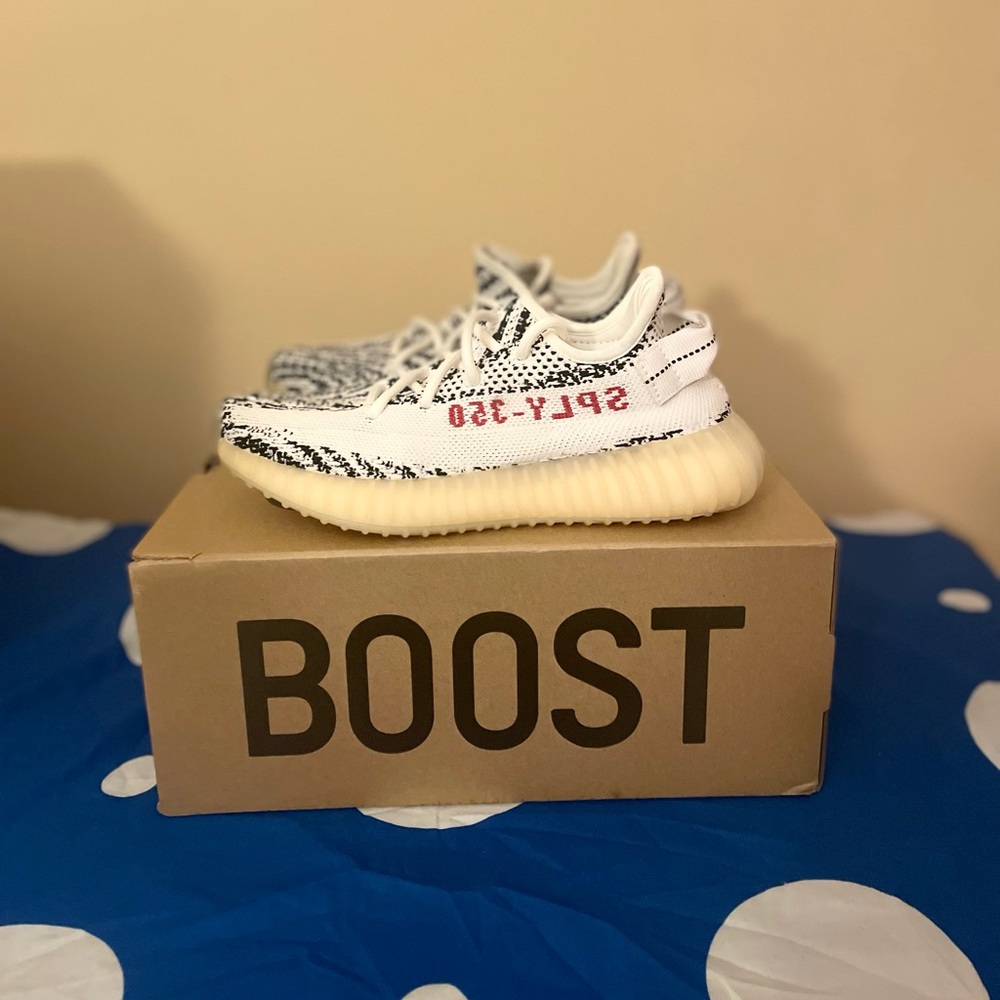 Yeezy 350 2017 zebra
